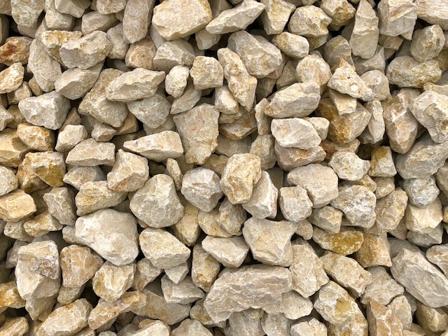 Kalkstein Böschungssteine 90-300 mm gelblich-beige-grau