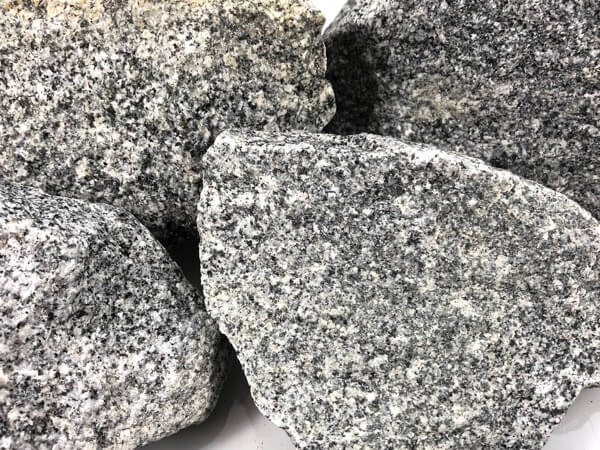 Gabionenstein Granit Silver Gris 60-90 mm hellgrau Detail 1