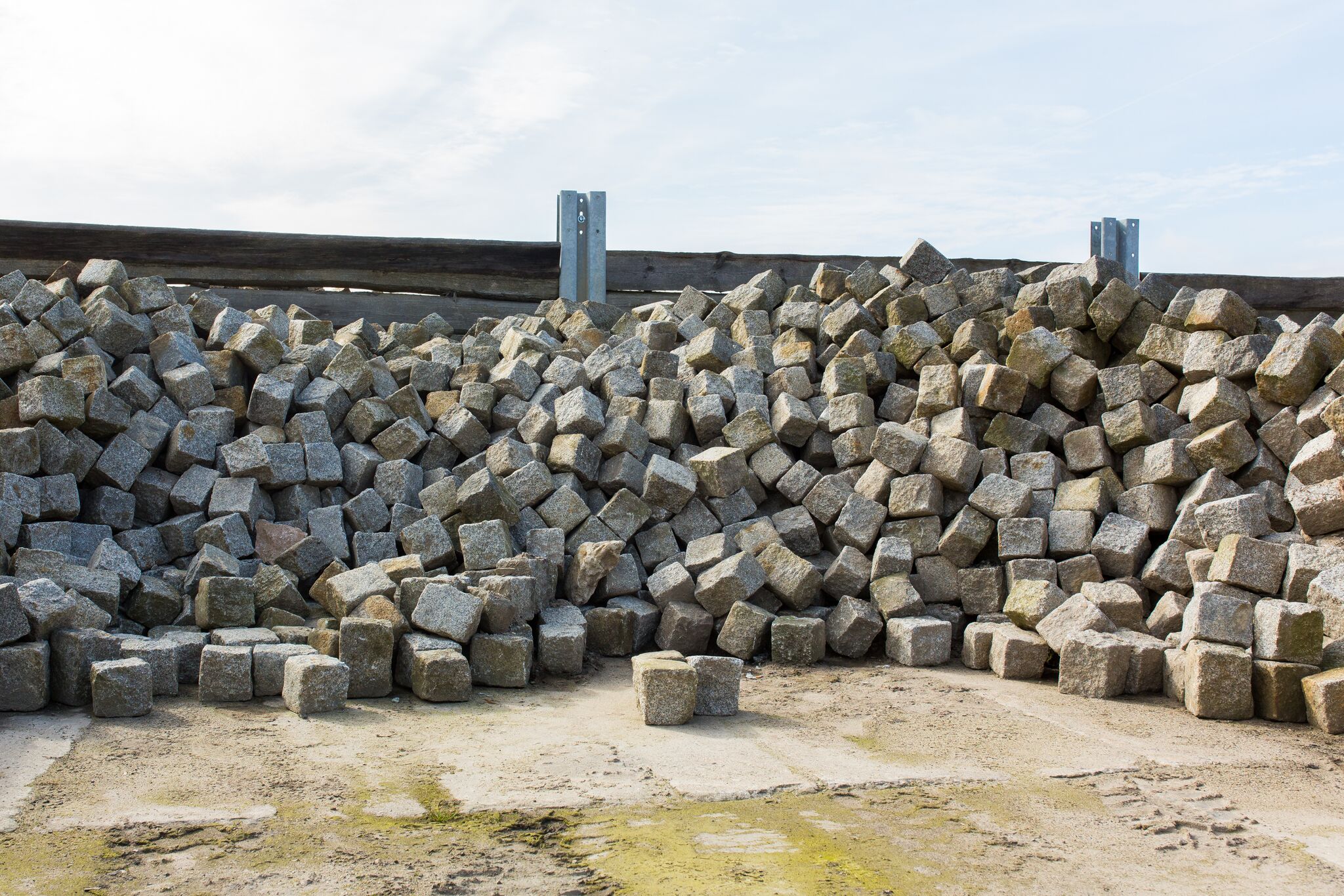 Gebrauchtes Granit Großpflaster 15-20 cm regelmäßig Detail 1