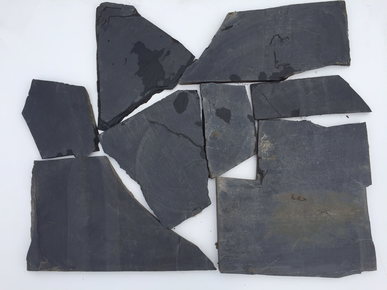 Schiefer Polygonalplatten anthrazit unregelmäßig gebrochen