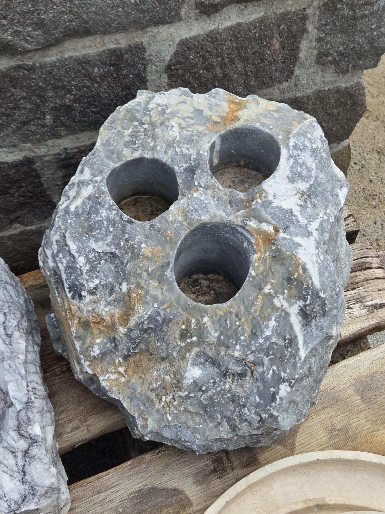 Zierfindling Flower Stone Einzelstücke zwischen 10 und 40 kg