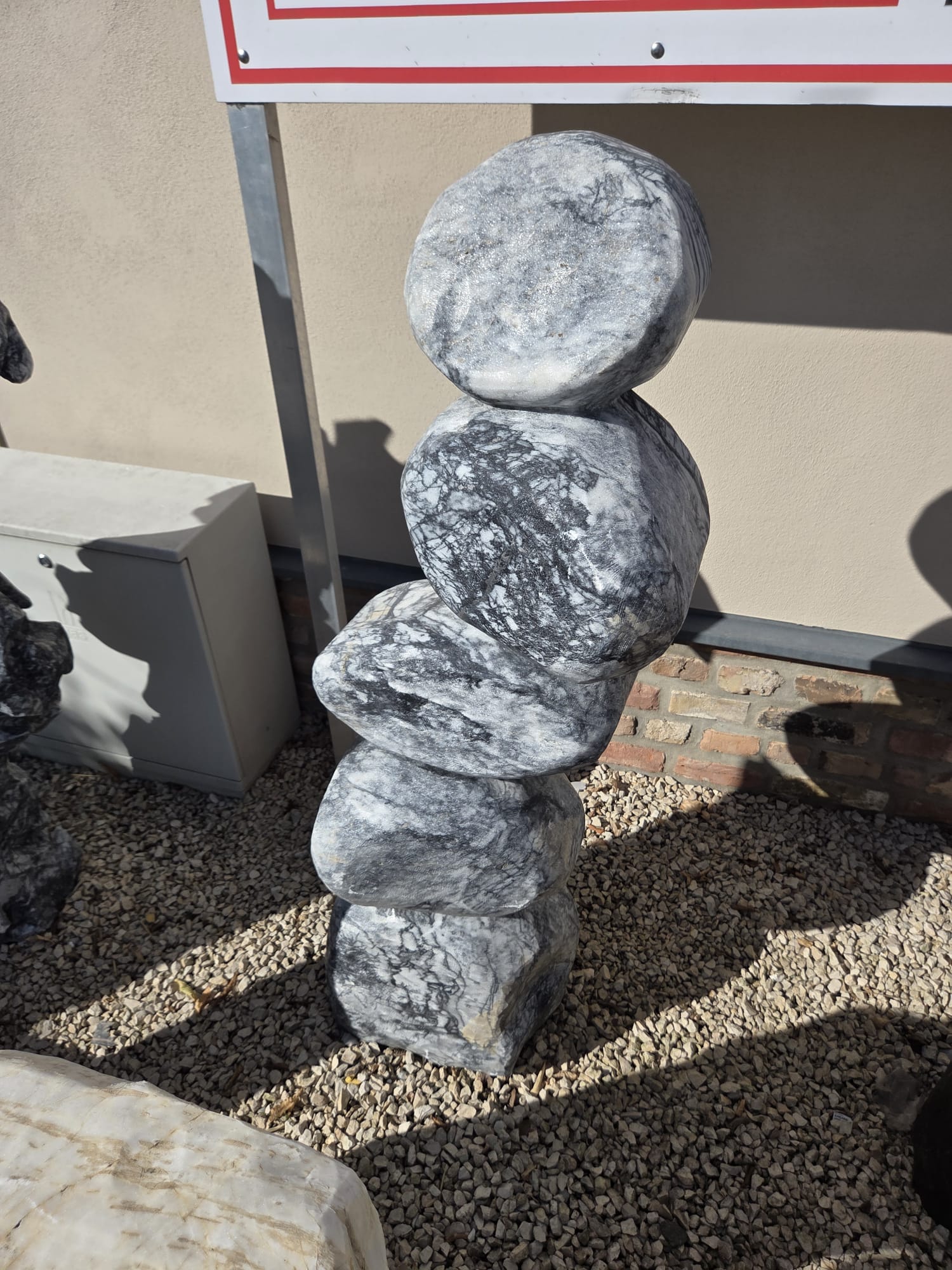 Zierfindling Headstone Dalmatiner Einzelstück 175 kg