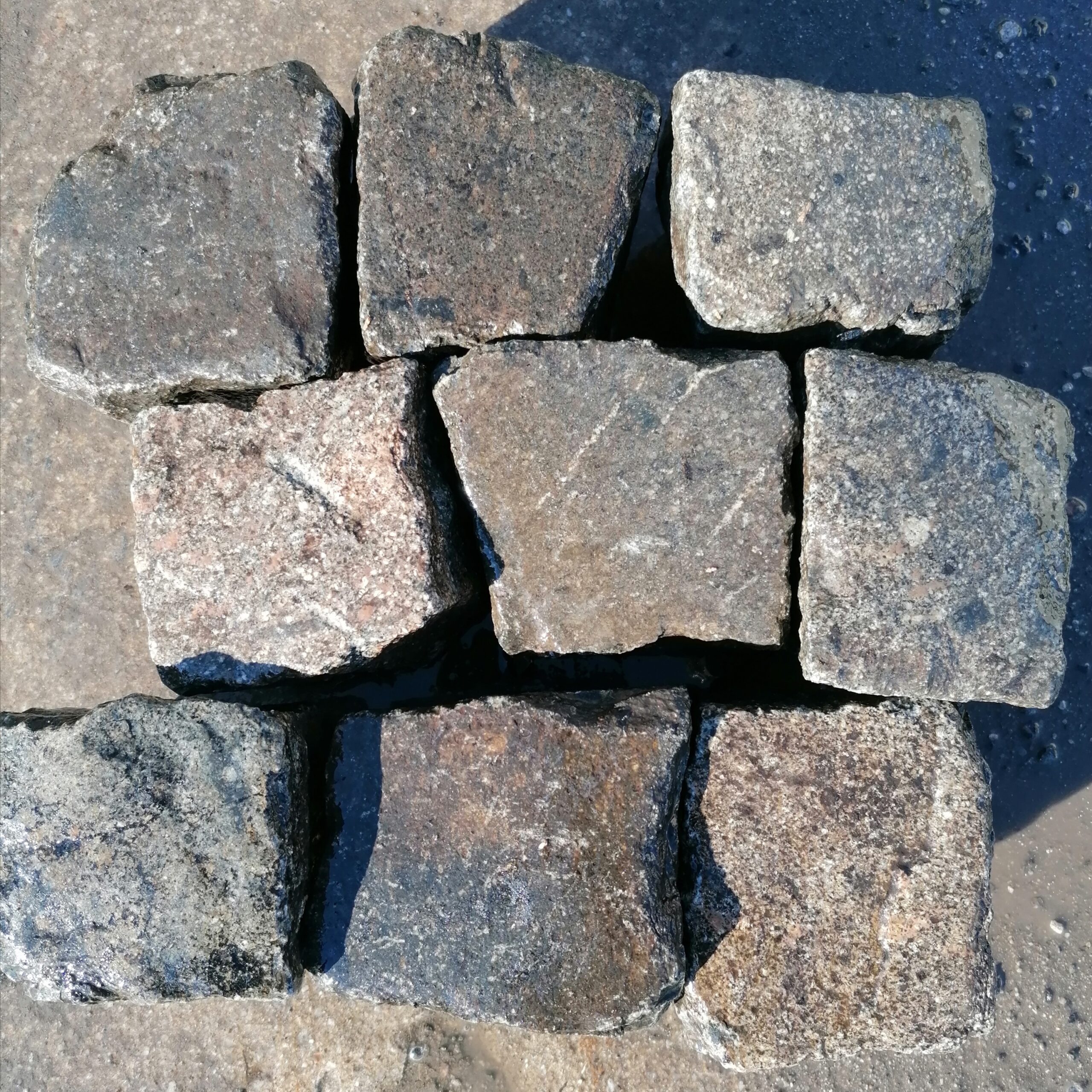 Gebrauchtes Porphyr Kleinpflaster 8-12 cm unregelmäßig Detail 5