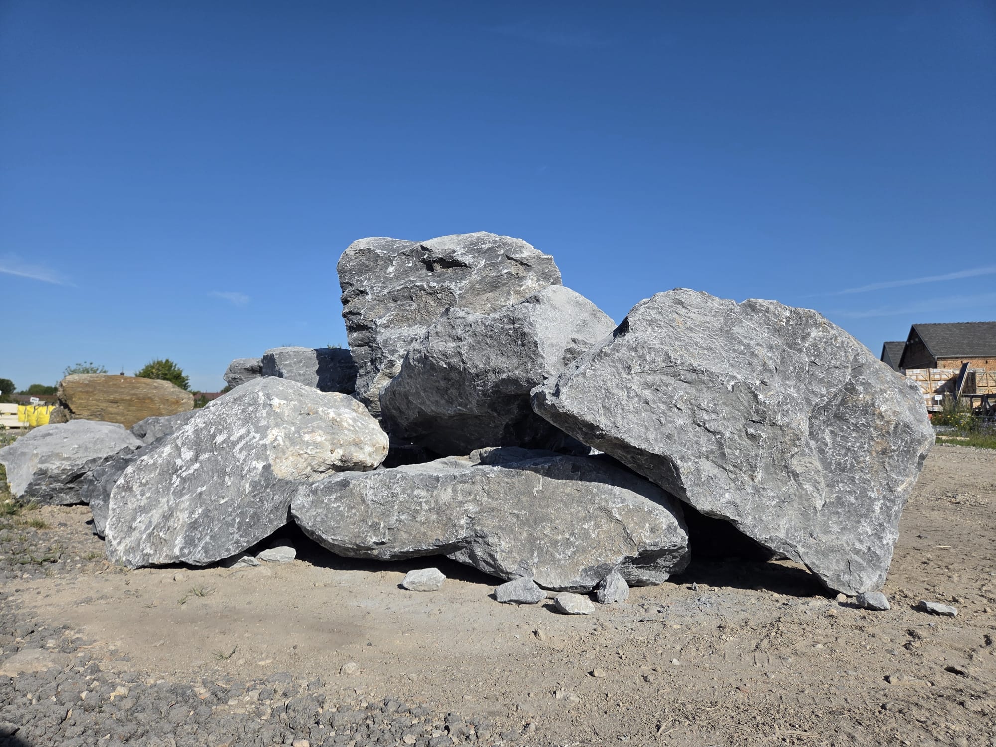 Zierfindling Alpenstein anthrazit-gebändert Zierfindling Alpenstein anthrazit-gebändert