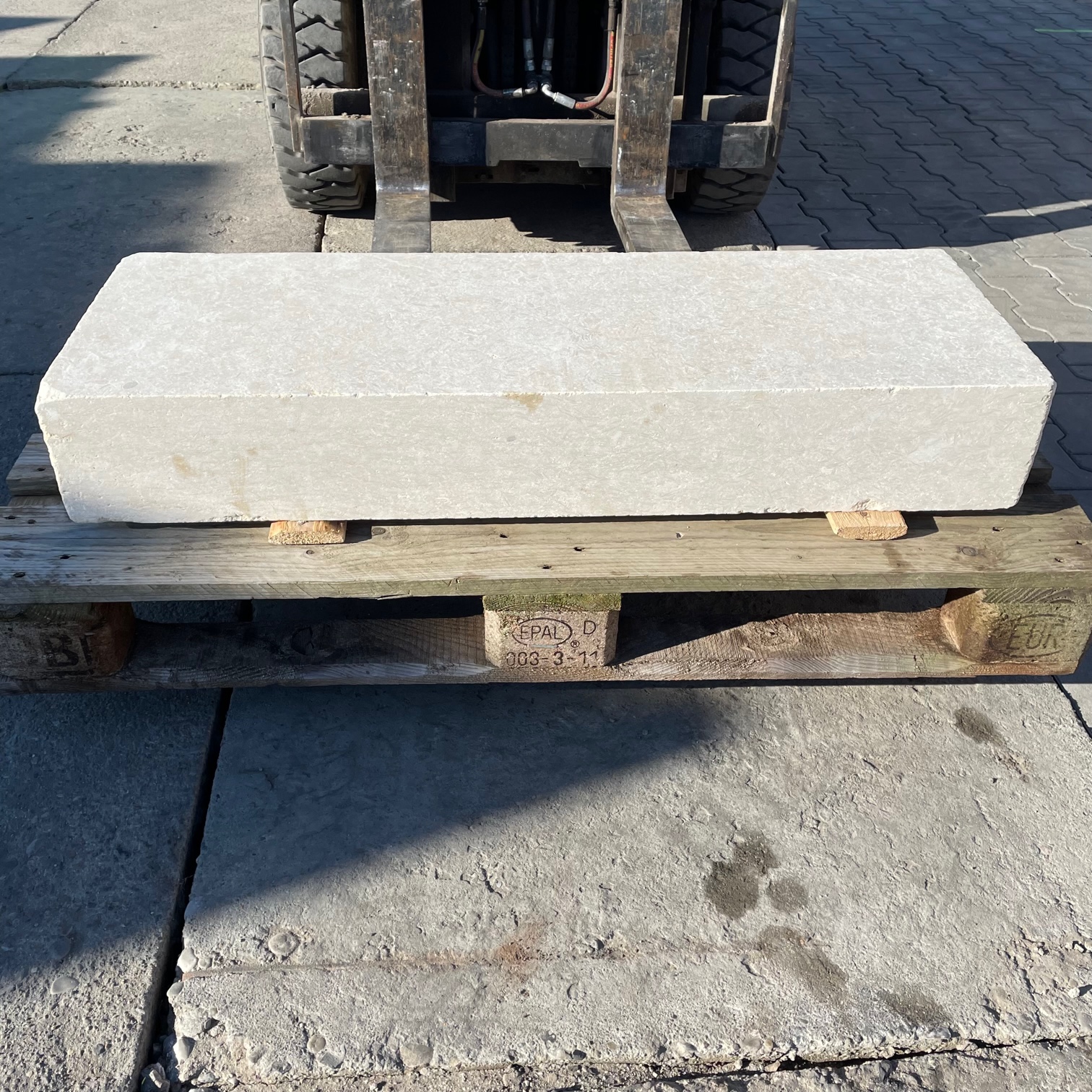 Kalkstein Blockstufe Catrina 15x35x100 cm gelb-beige