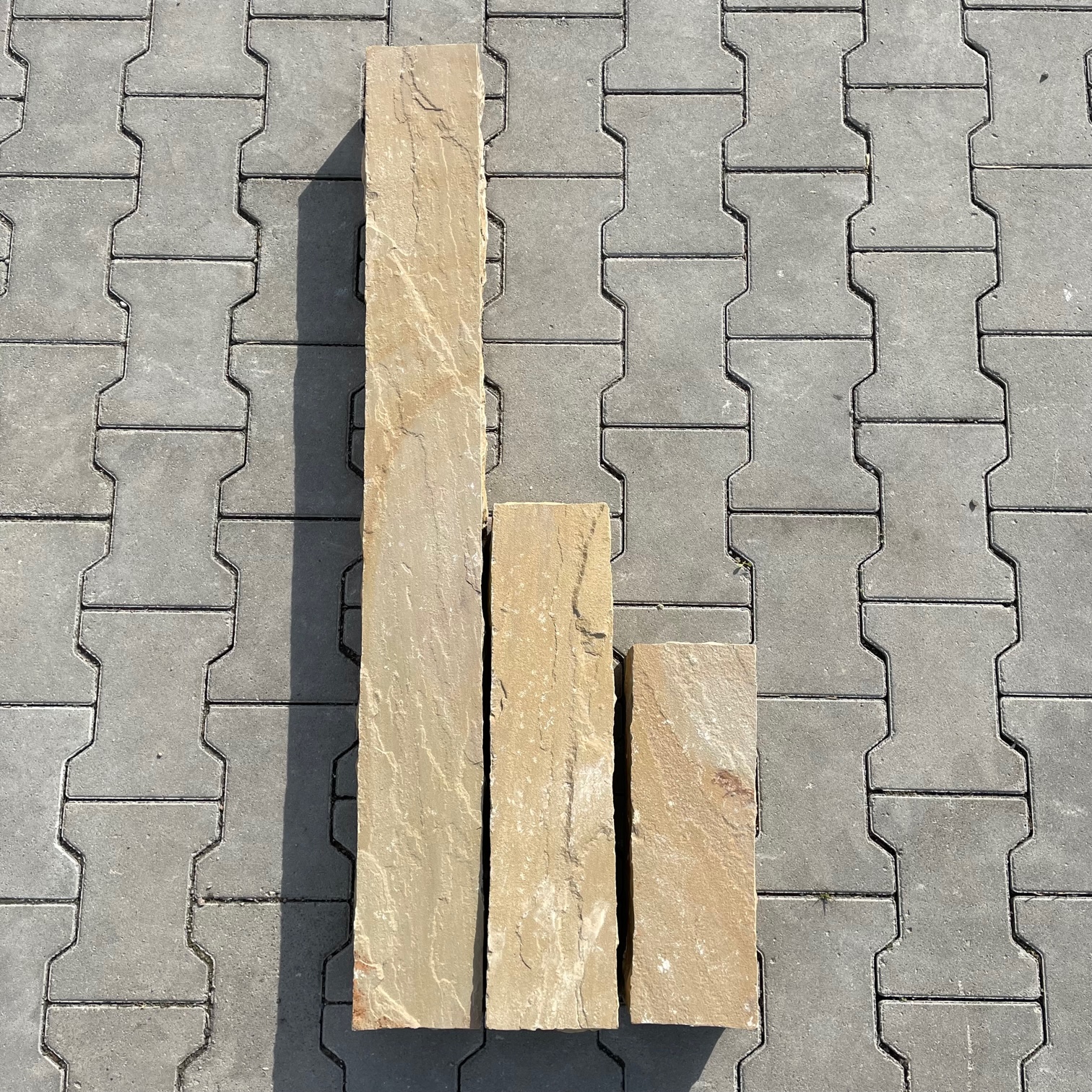 Quarz-Sandstein Kantenstein Toskana 8x12x100 cm gelblich-rötlich-beige-bunt Detail 2