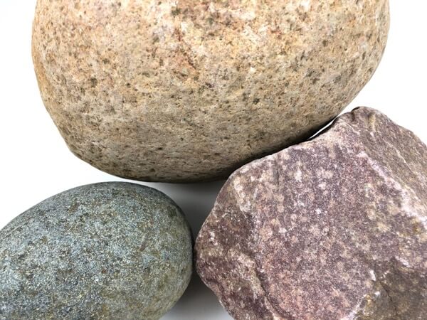 Granit Lesesteine 100-500 mm meist natürlich gerundet Detail 1