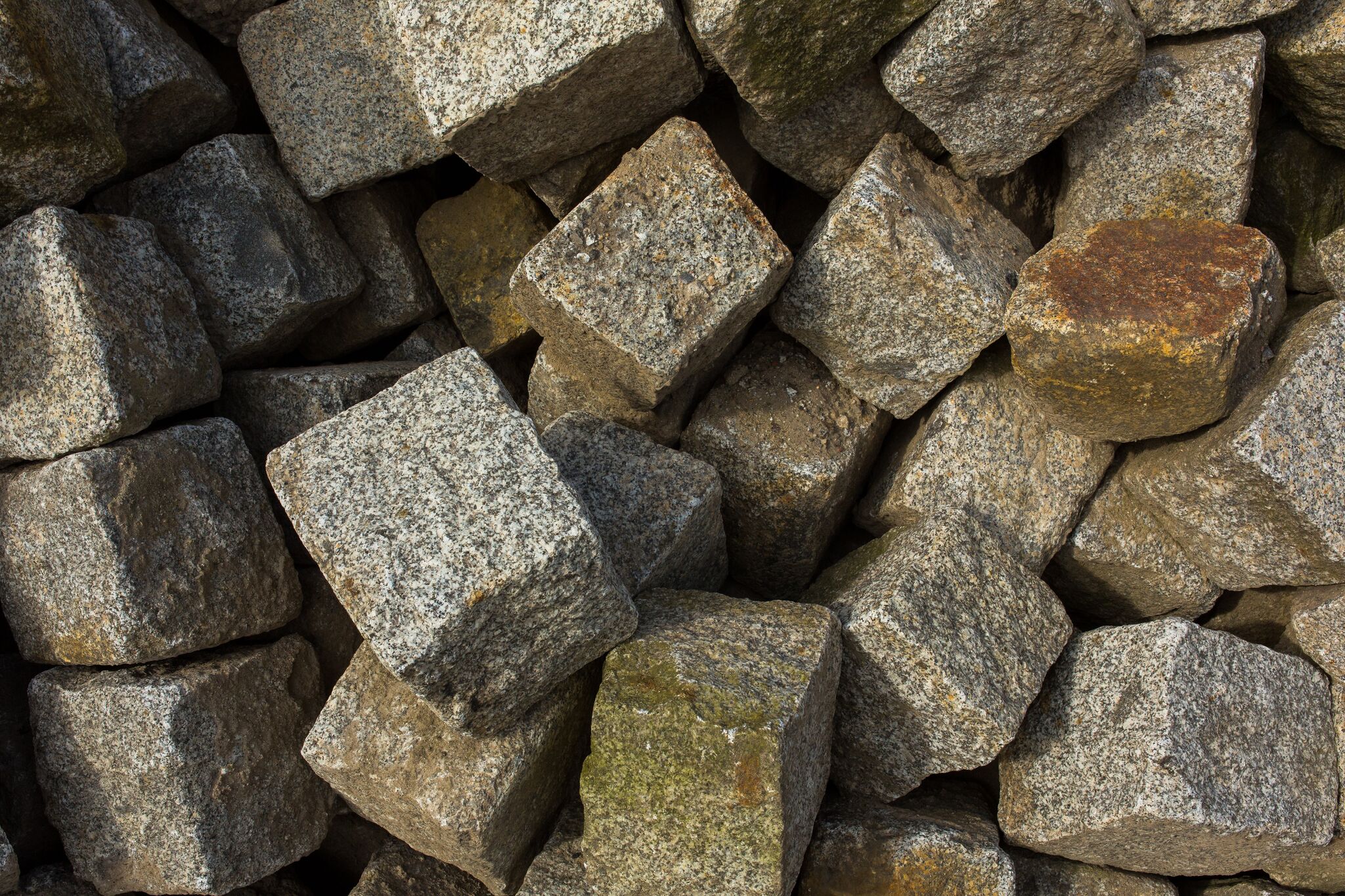 Gebrauchtes Granit Großpflaster 15-20 cm regelmäßig Detail 2