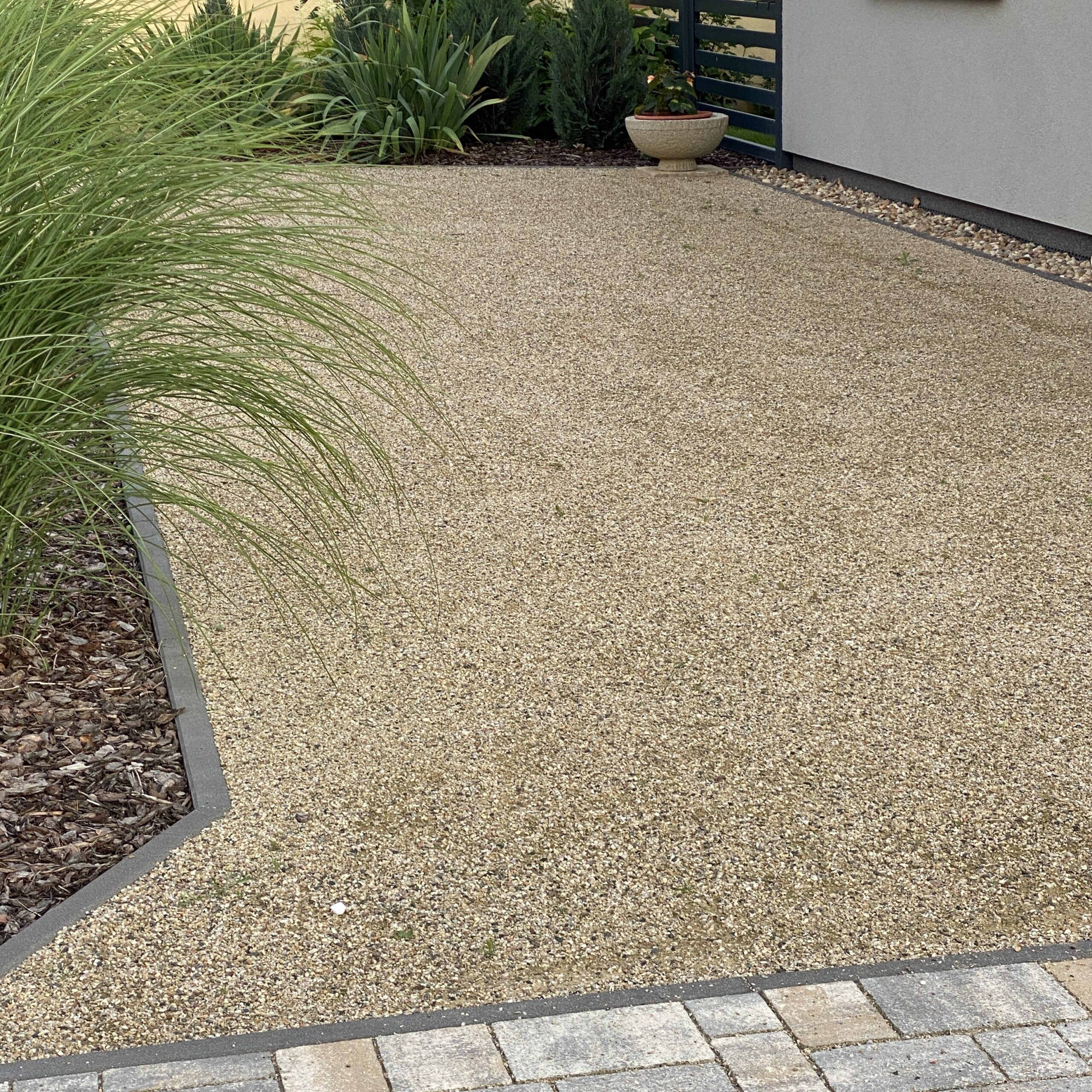 Wassergebundene Wegedecke 0-5 mm Schlossparkmischung gelblich Detail 3