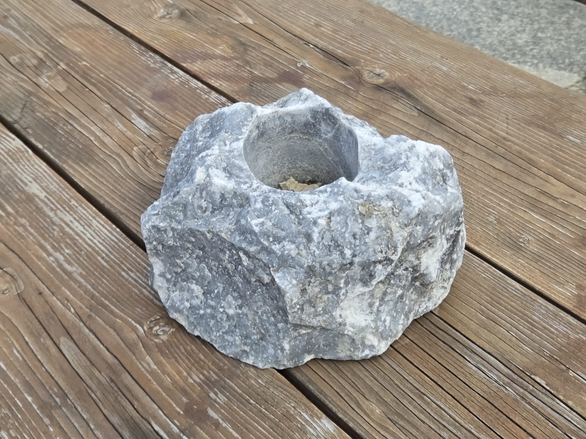 Zierfindling Flower Stone Einzelstücke zwischen 10 und 40 kg