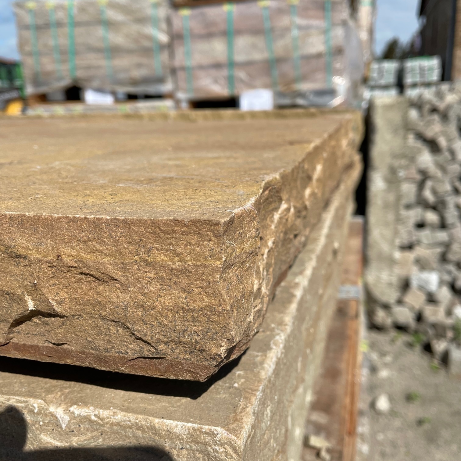 Quarz-Sandstein Sichtschutzstele Toskana 6x50x250 cm gelblich-rötlich-beige-bunt Detail 2