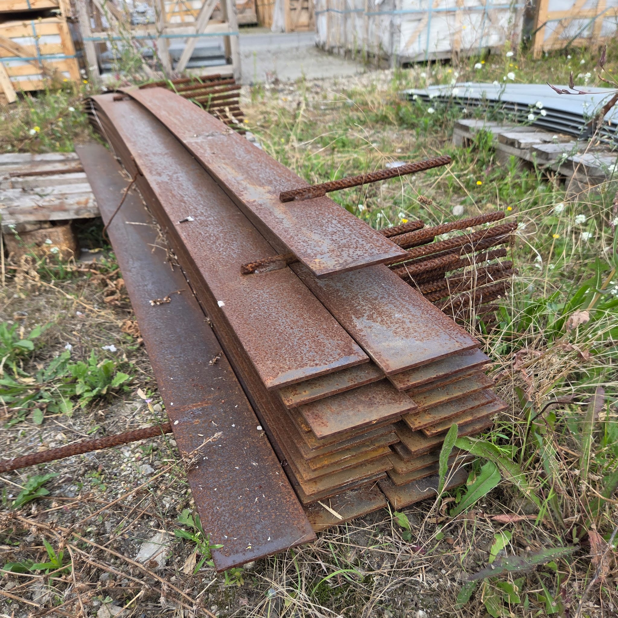 Parkband unverzinkt 3000x100x4 mm, rostend Parkband unverzinkt 3000x100x4 mm, rostend