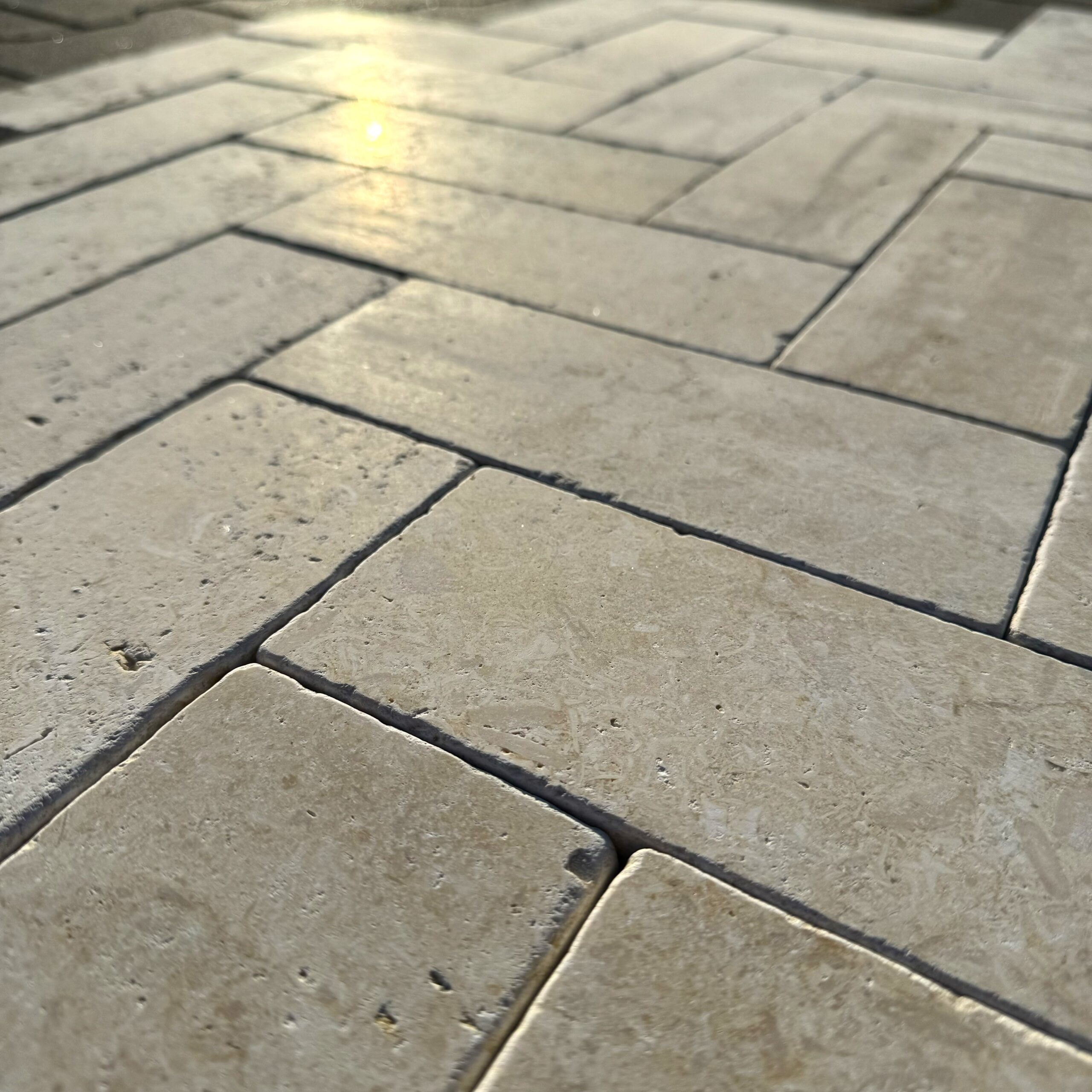 Kalkstein Wandverblender Catrina 20x8x2 cm gelb-beige Detail 1