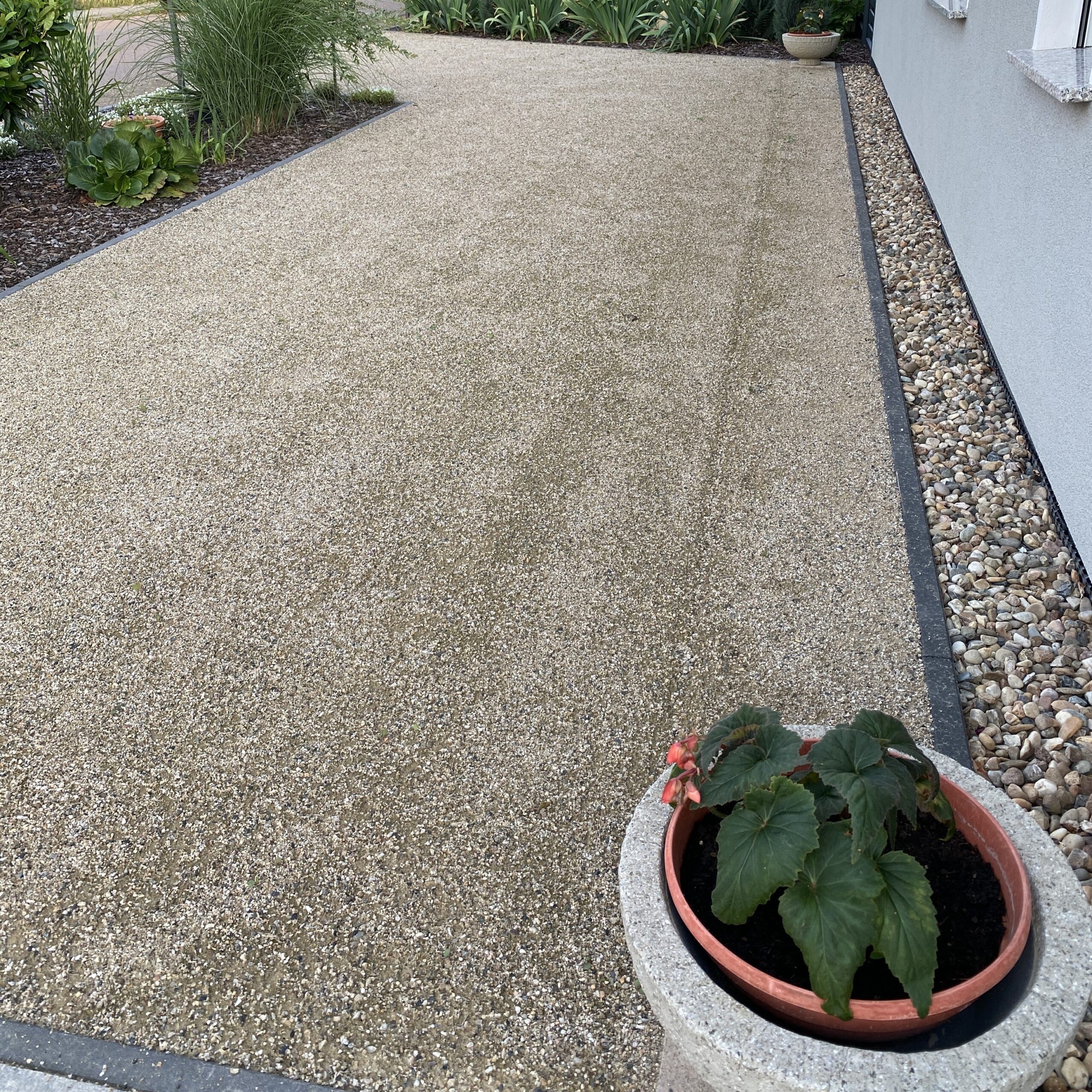 Wassergebundene Wegedecke 0-5 mm Schlossparkmischung gelblich Wassergebundene Wegedecke 0-5 mm Schlossparkmischung gelblich