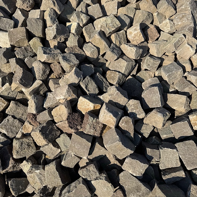 Neues Bernburger Mosaikpflaster 4-6 cm grau Detail 1