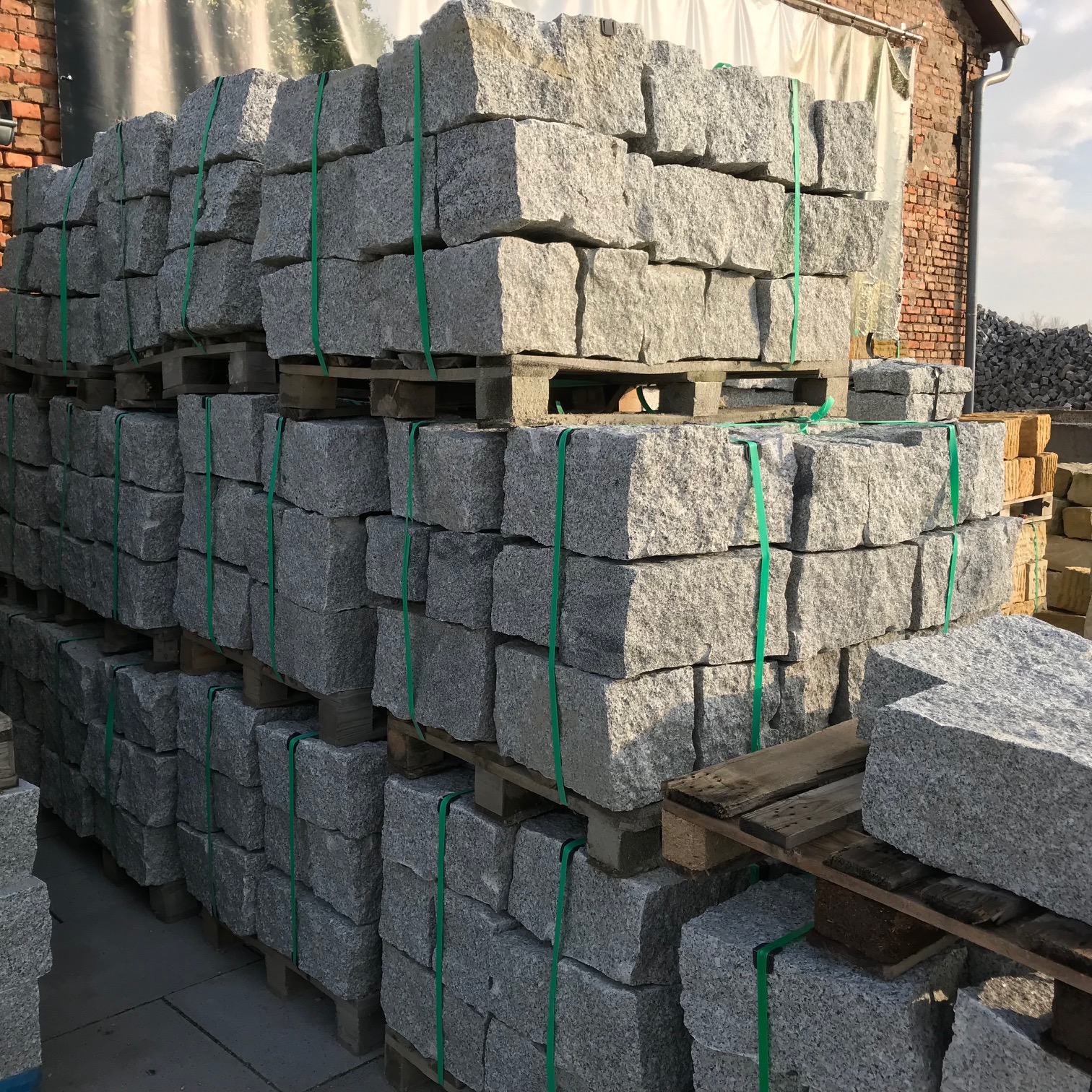 Granit Mauerstein 20x20x40 cm grau Detail 4