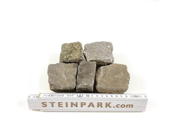 Gebrauchtes Bernburger Mosaikpflaster 3-6 cm grau-bunt A14