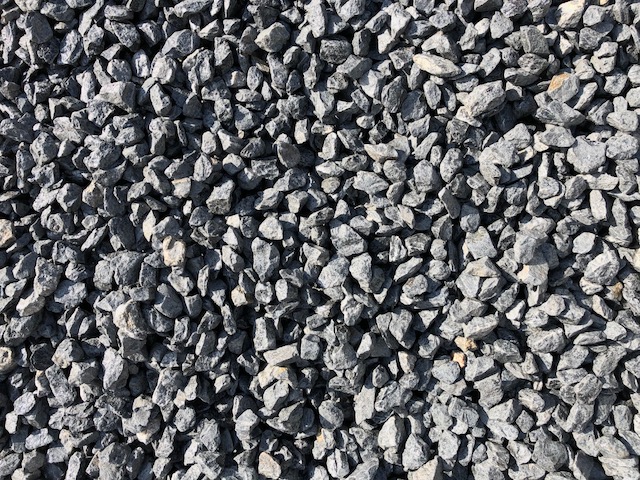 Ziersplitt Kalkstein Alpenstein 22-32 mm anthrazit-grau Detail 2