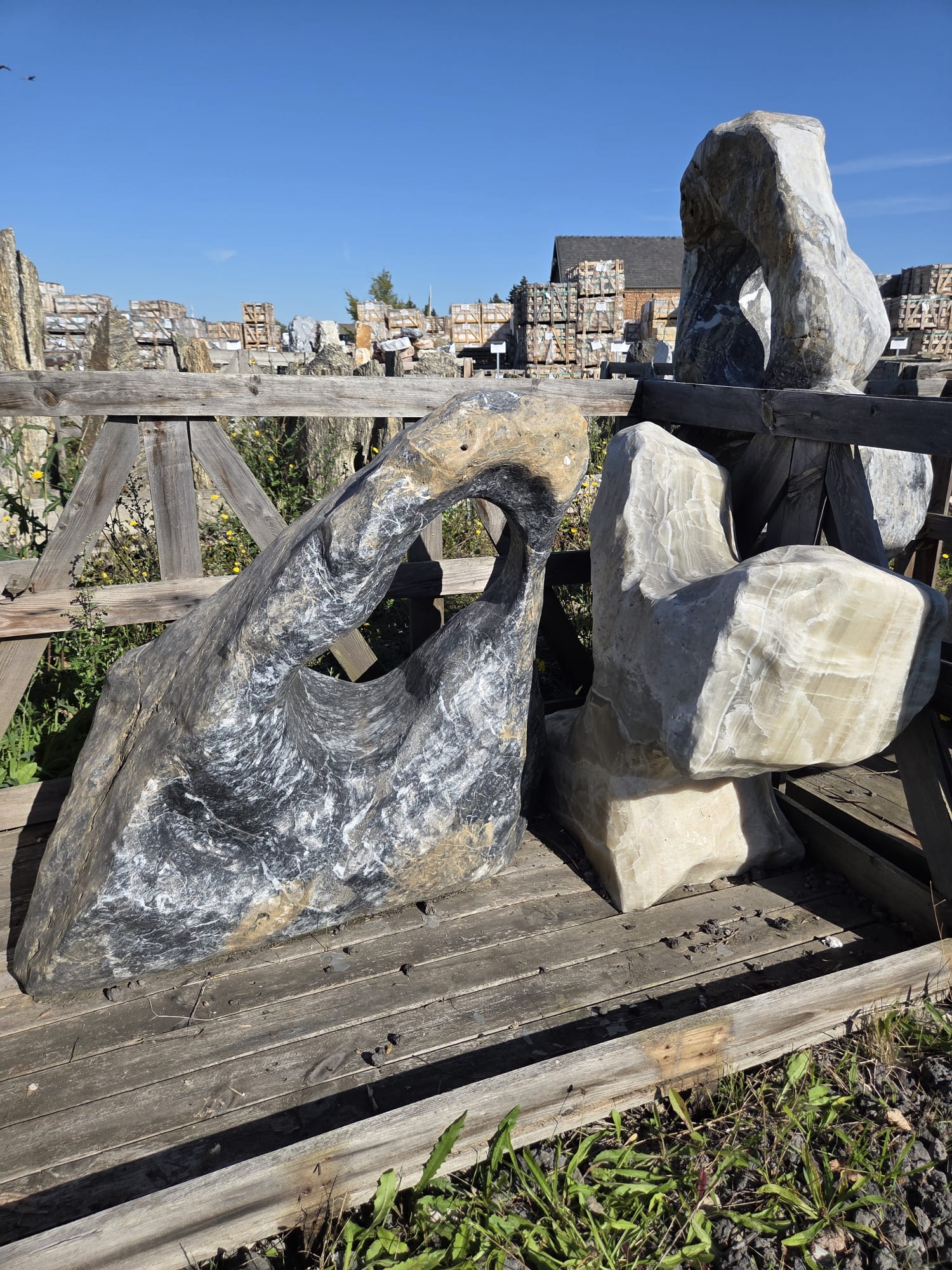 Zierfindling Old Giants bunt Einzelstücke zwischen 150 und 450 kg Zierfindling Old Giants bunt Einzelstücke zwischen 150 und 450 kg