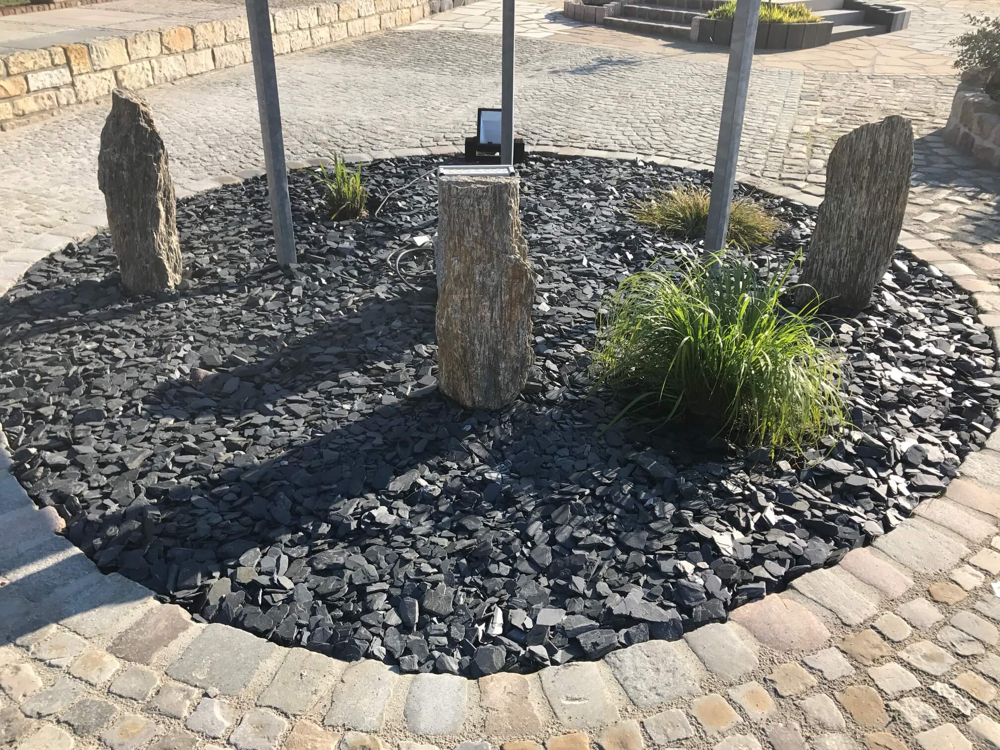 Ziersplitt Schiefer 40-70 mm gebrochen Detail 1