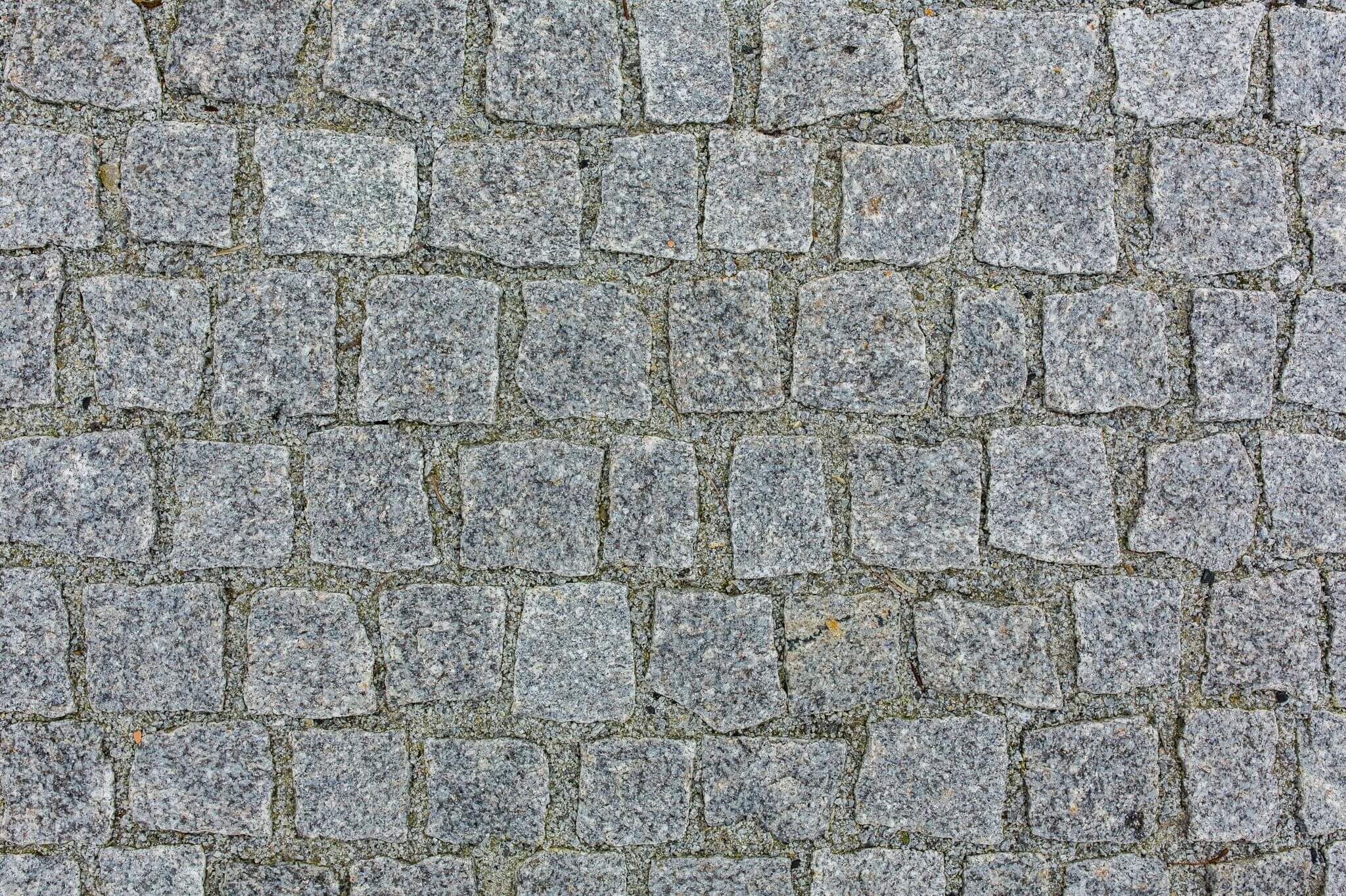 Neues Granit Mosaikpflaster Feinkorn 4-6 cm hellgrau Detail 2