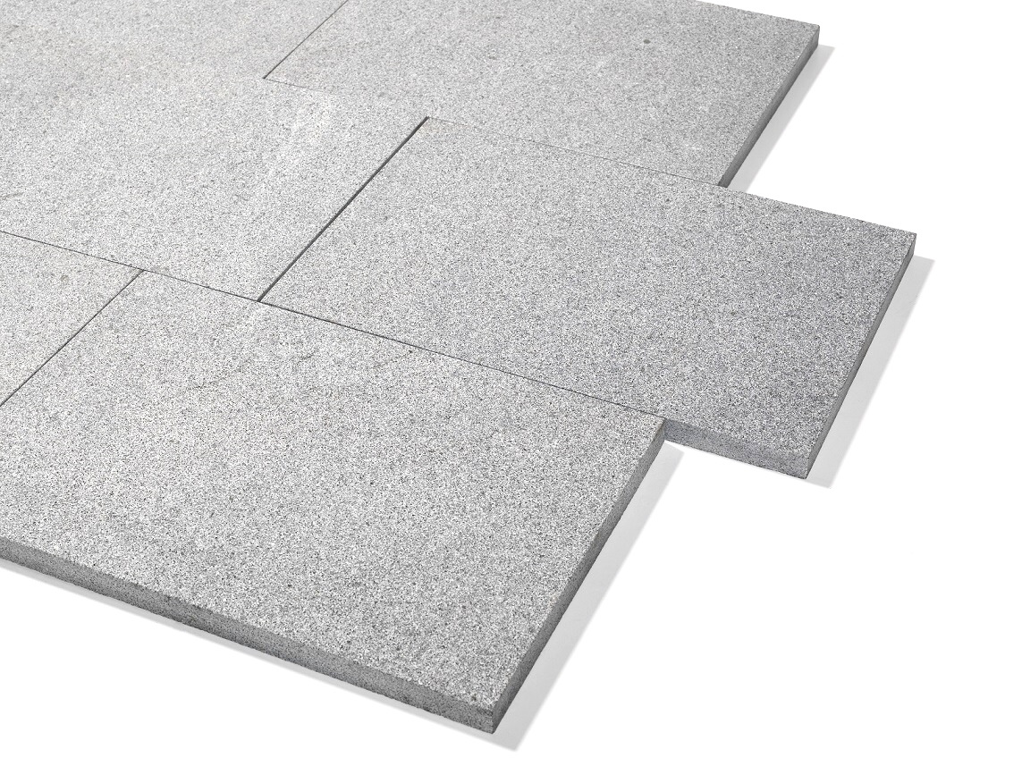 Granit Terrassenplatte 40x60x3 cm dunkelgrau