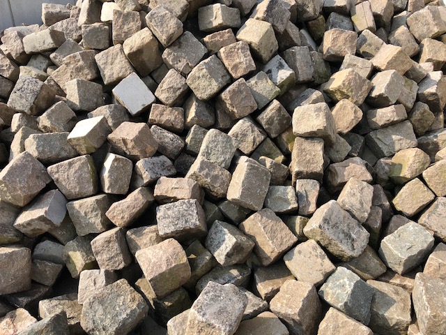 granit-großpflaster-gebraucht-bunt-box-a17 (2)