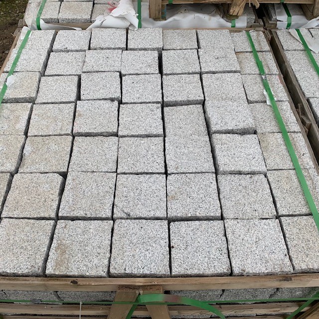 Granit Edelgroßpflaster 14x14x14 cm grau