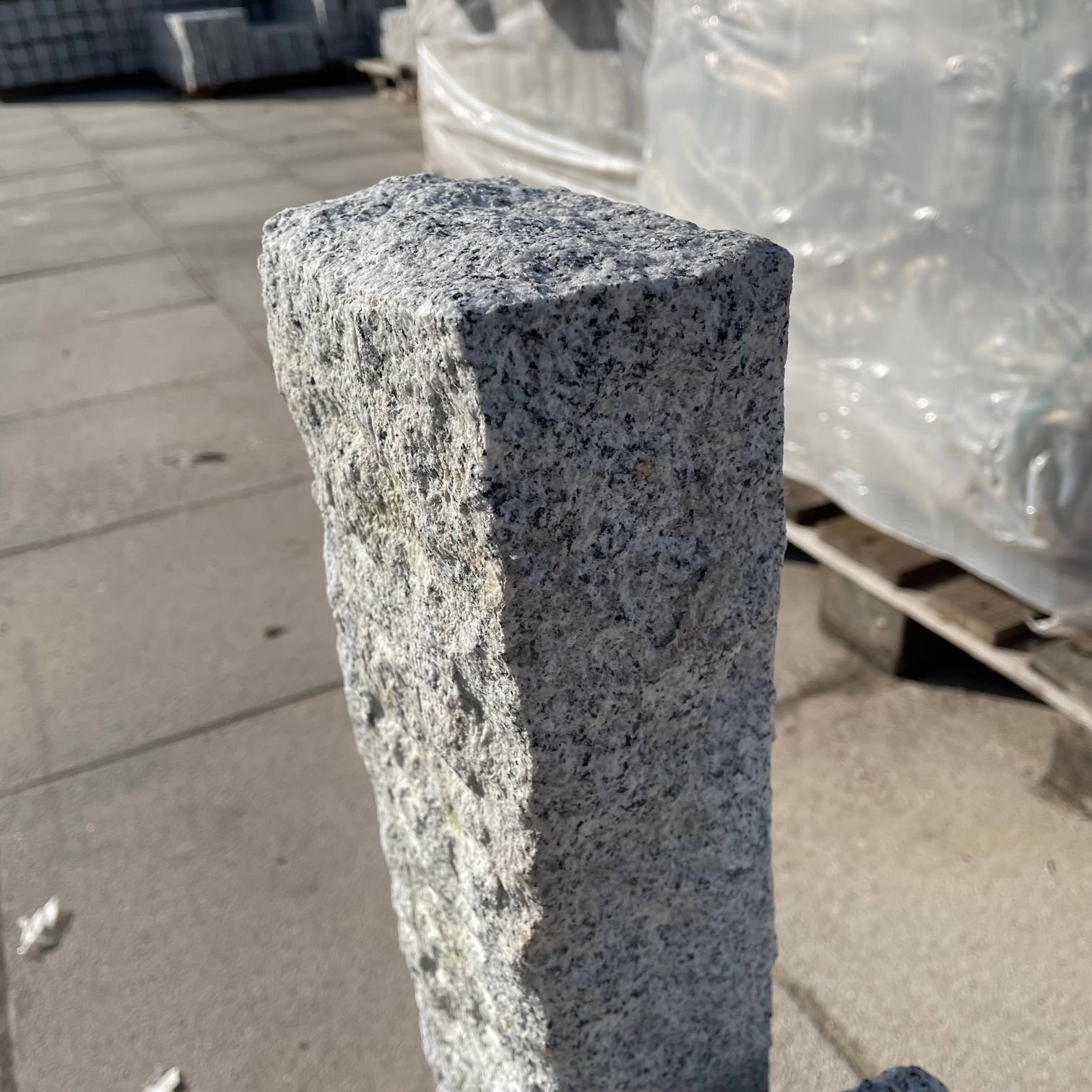 granit-palisade-gespalten-8-12-3